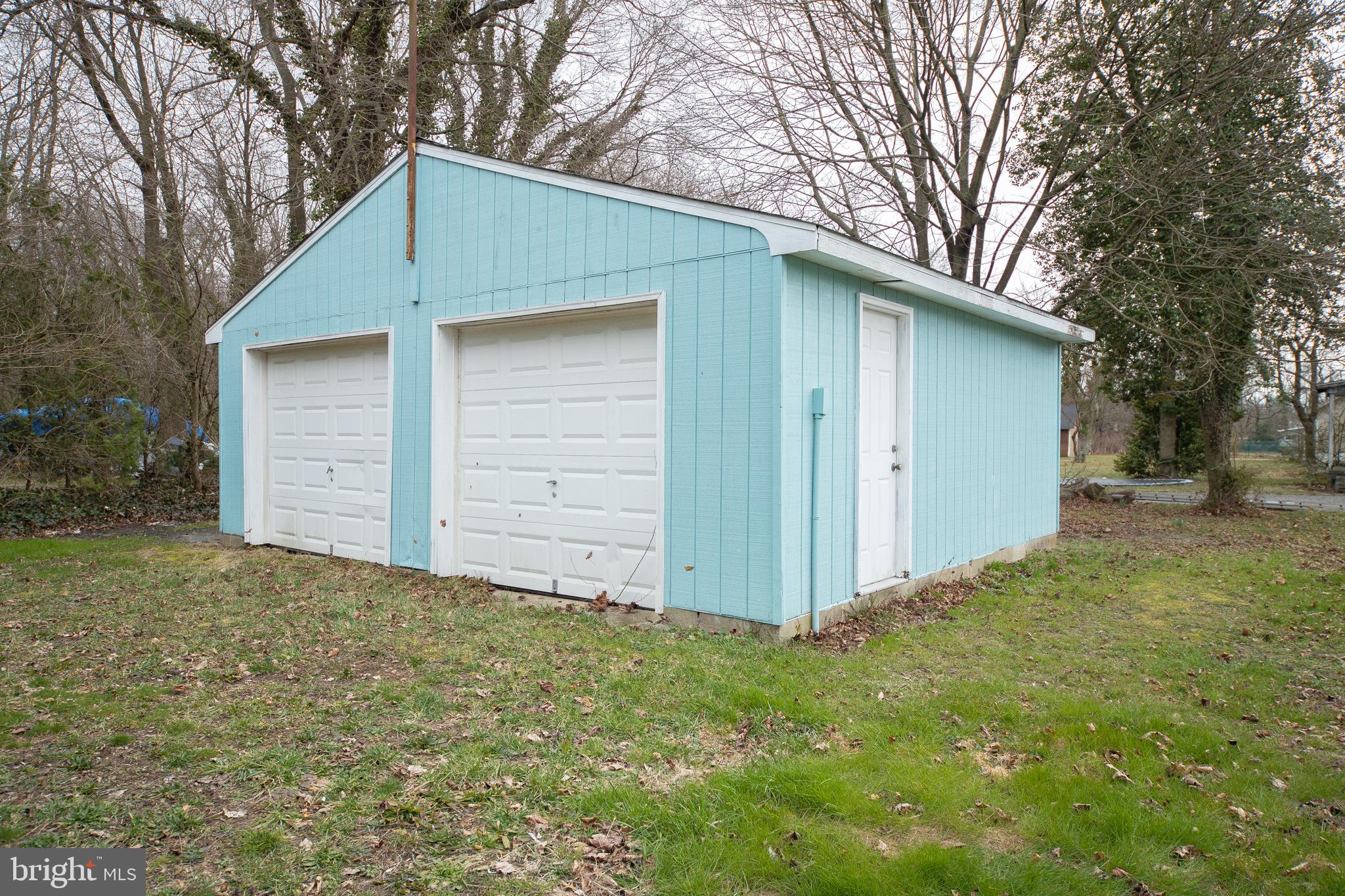 1909 South Main Road Vineland, NJ 08360 - Photo 37 of 38 Garage