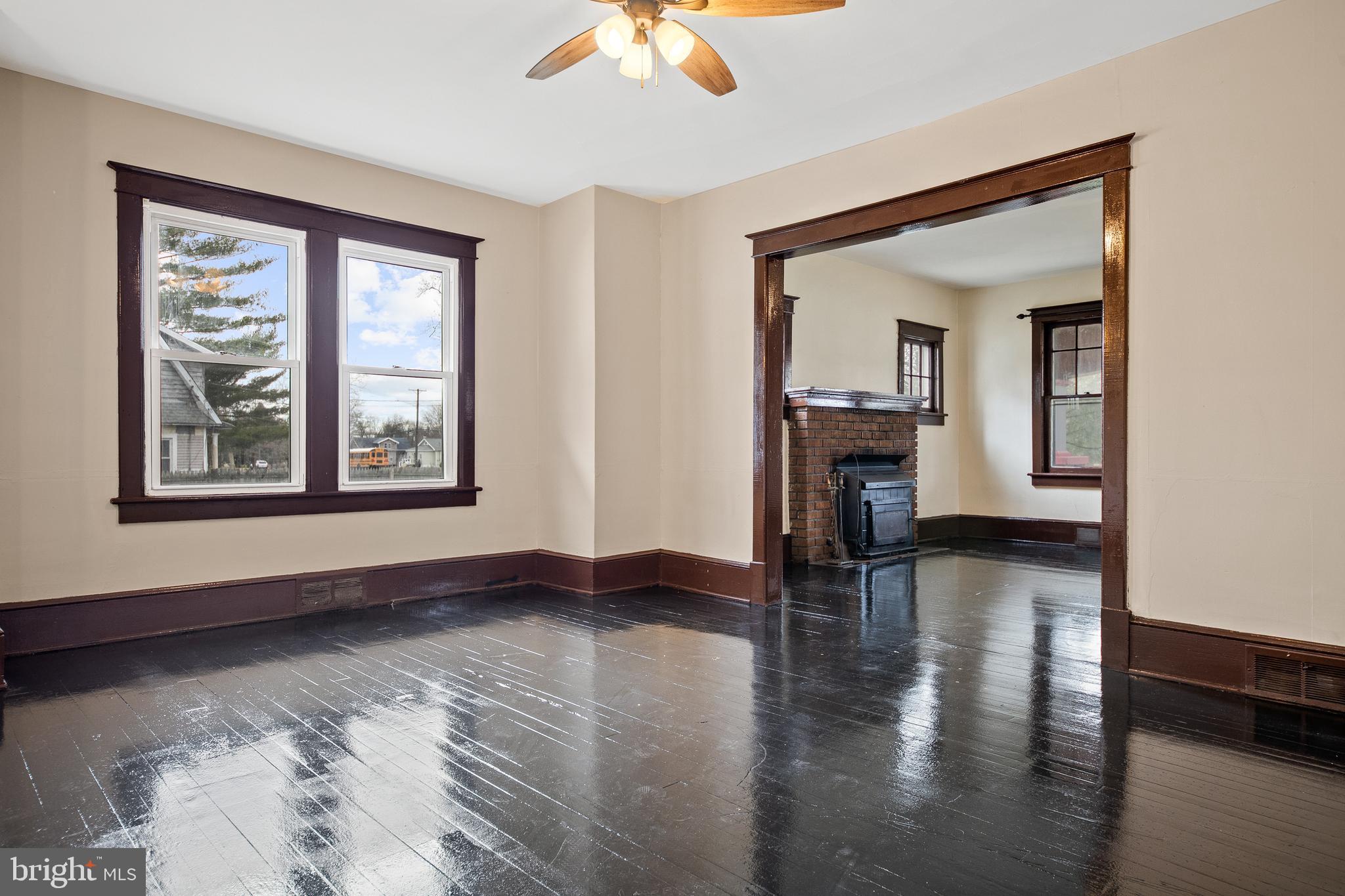1909 South Main Road Vineland, NJ 08360 - Photo 10 of 38 Dining room