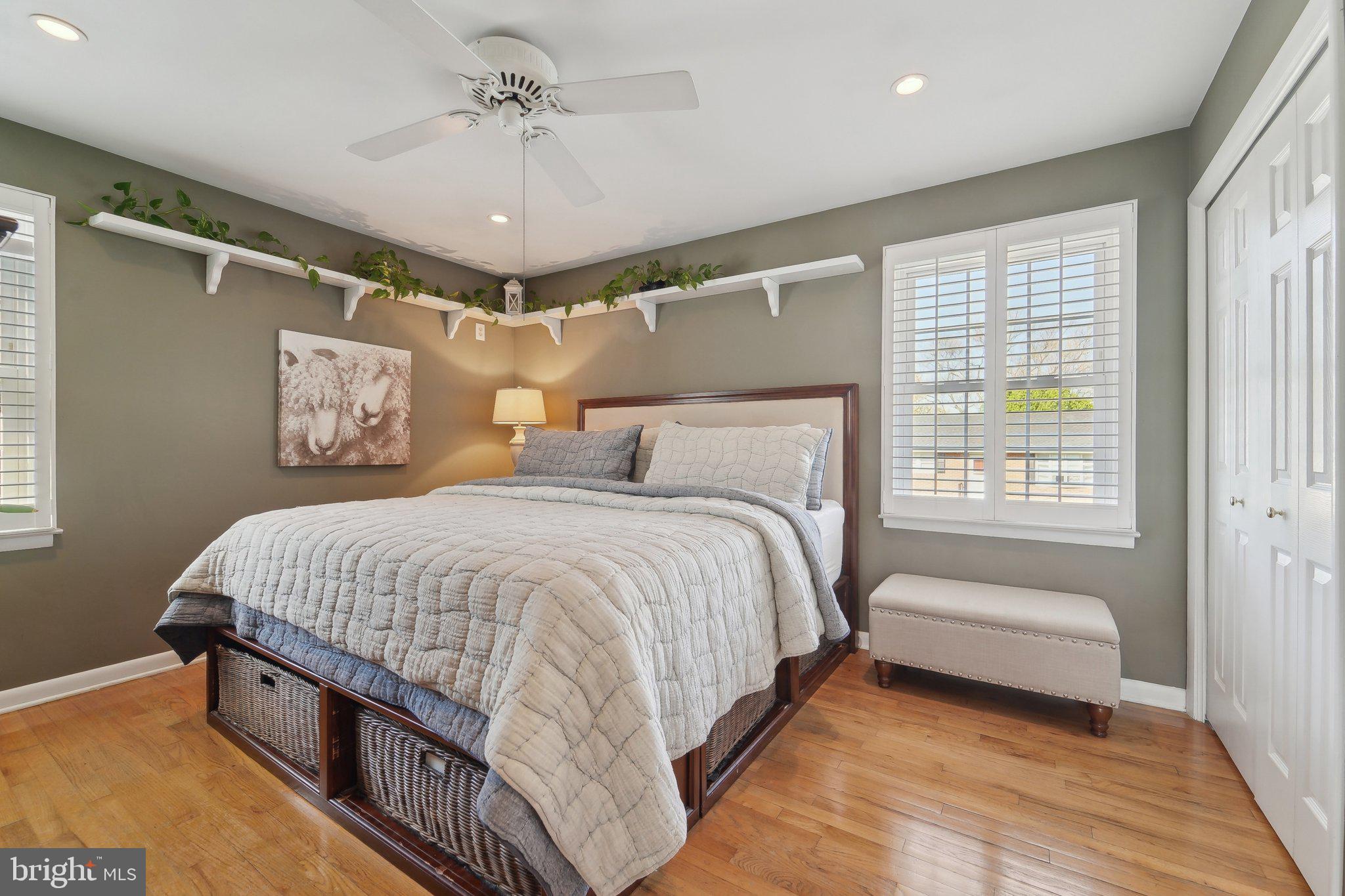 901 Mark Road Baltimore, MD 21225 - Photo 15 of 39 a bedroom with a bed and a window