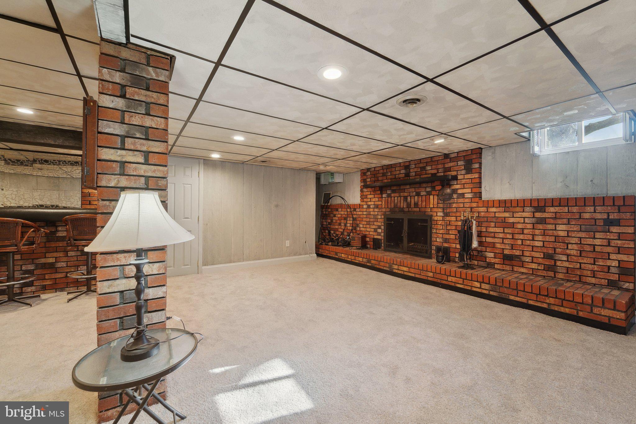 901 Mark Road Baltimore, MD 21225 - Photo 22 of 39 a room with gym equipment