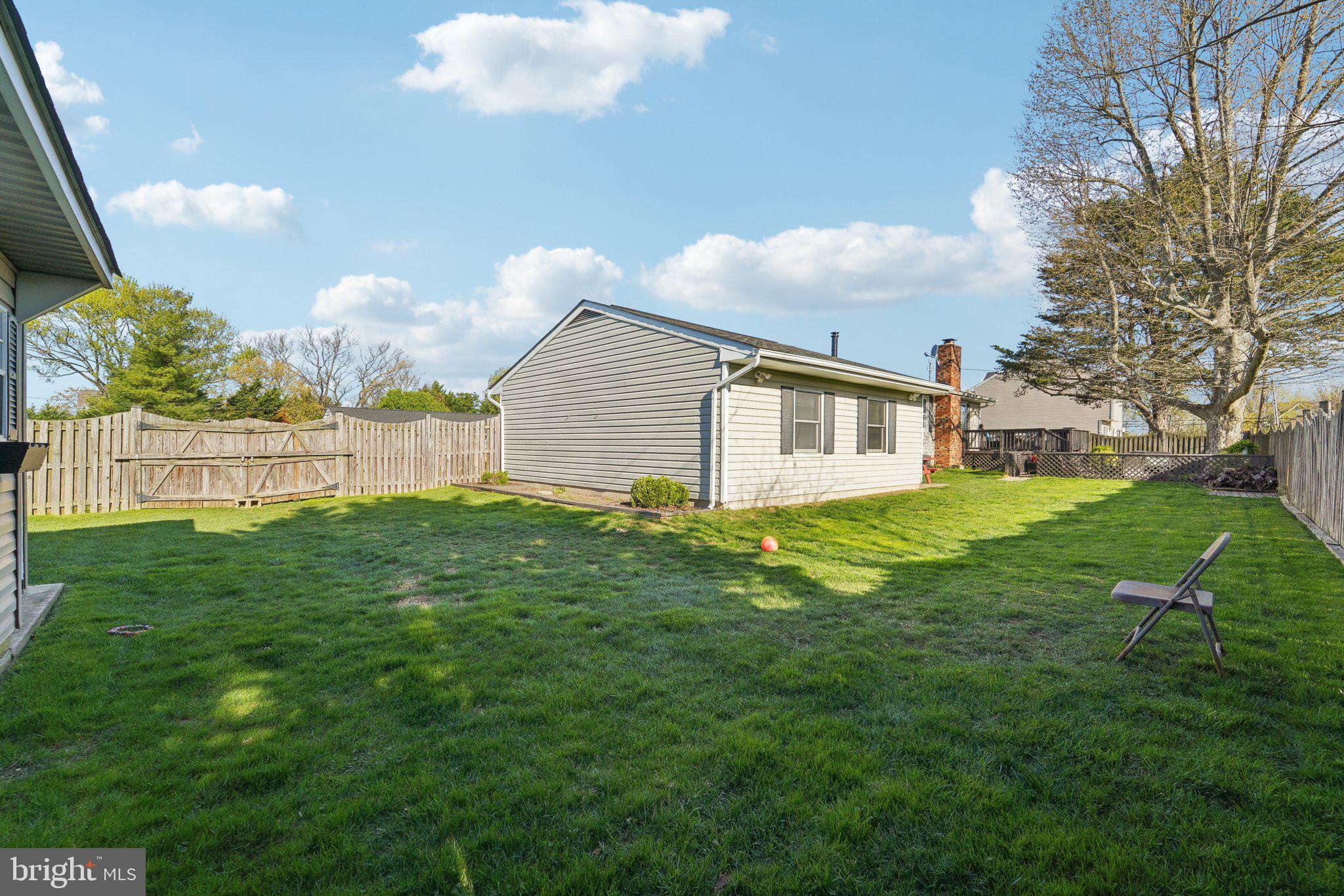 901 Mark Road Baltimore, MD 21225 - Photo 35 of 39 a view of an house with backyard space and garden