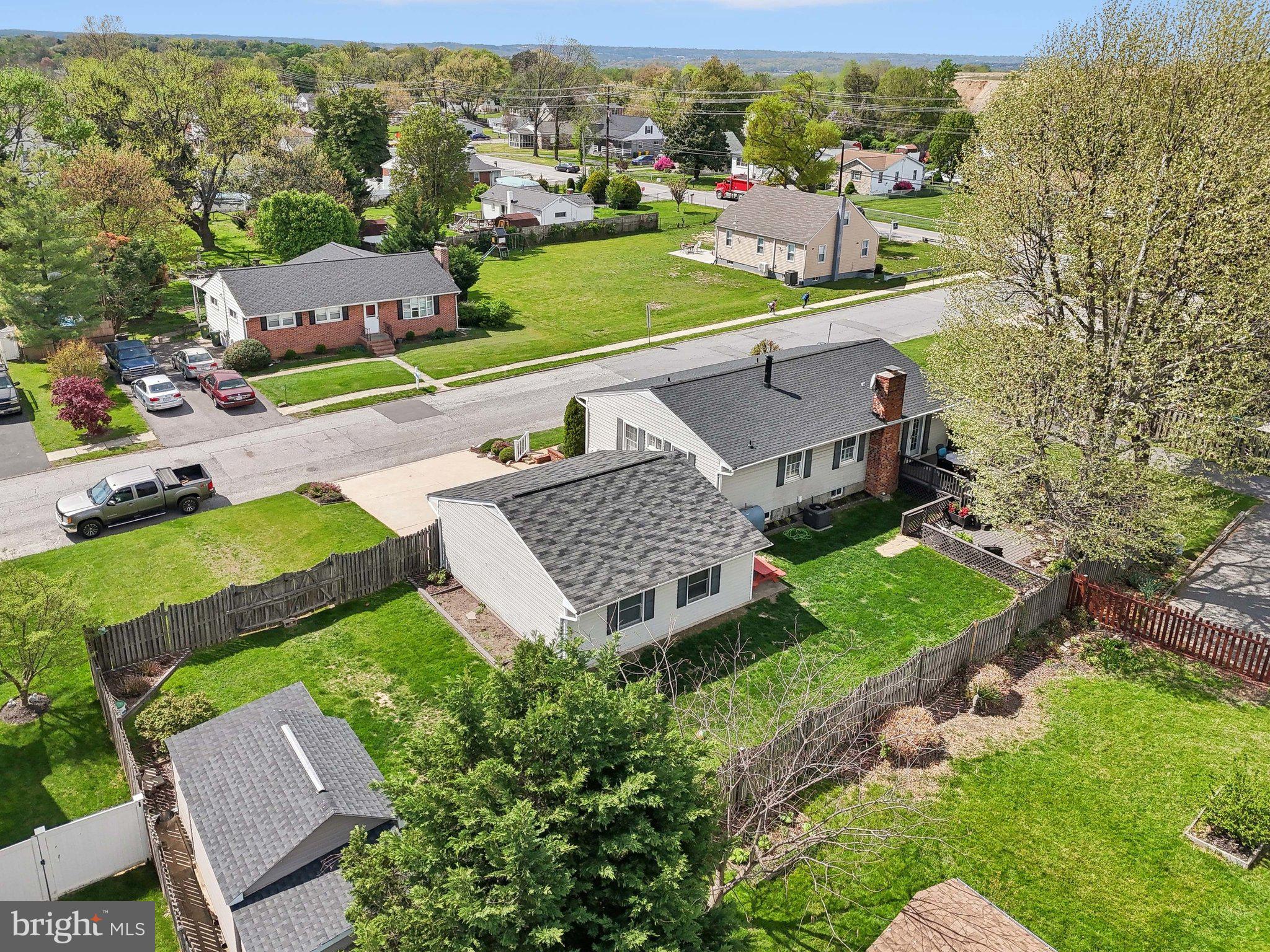 901 Mark Road Baltimore, MD 21225 - Photo 36 of 39 an aerial view of a house with a garden