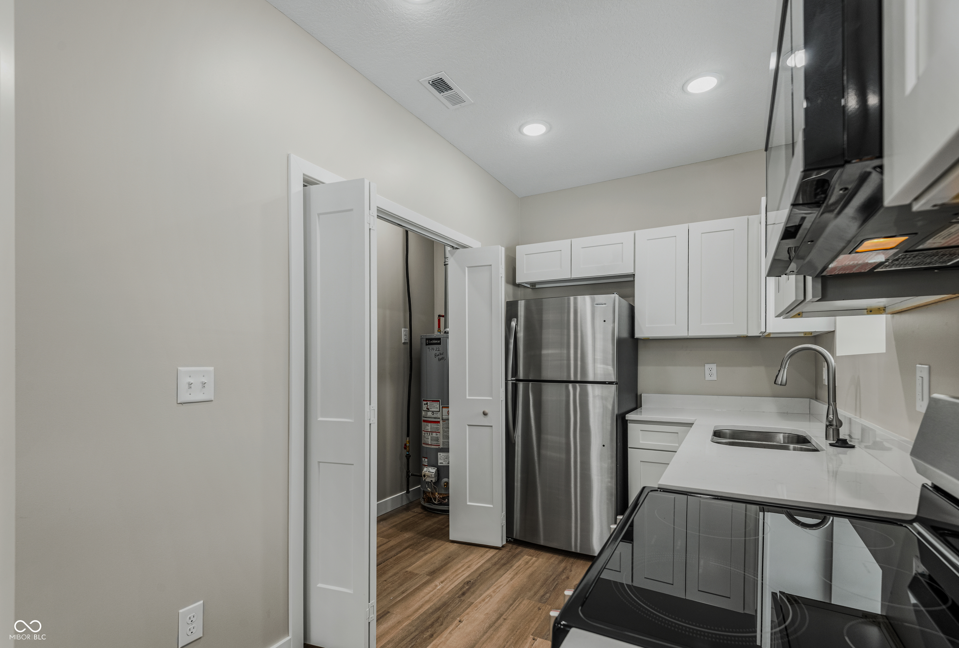 1802 California Street Columbus, IN 47201 - Photo 12 of 24