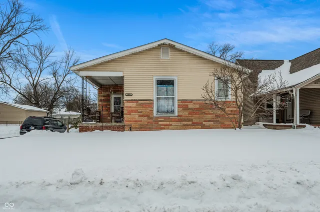 $255,000 | 1802 California Street, Columbus, IN 47201
