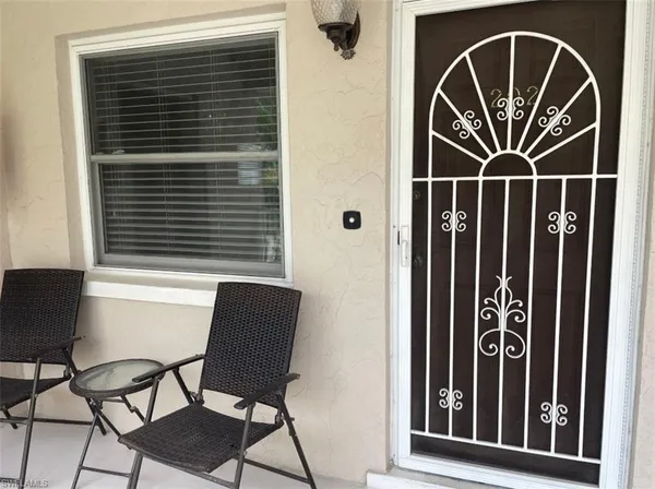 $3,995 | 940 3rd Street South, Unit 202, Naples, FL 34102