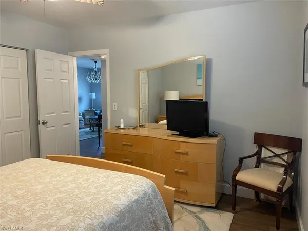 $3,995 | 940 3rd Street South, Unit 202, Naples, FL 34102