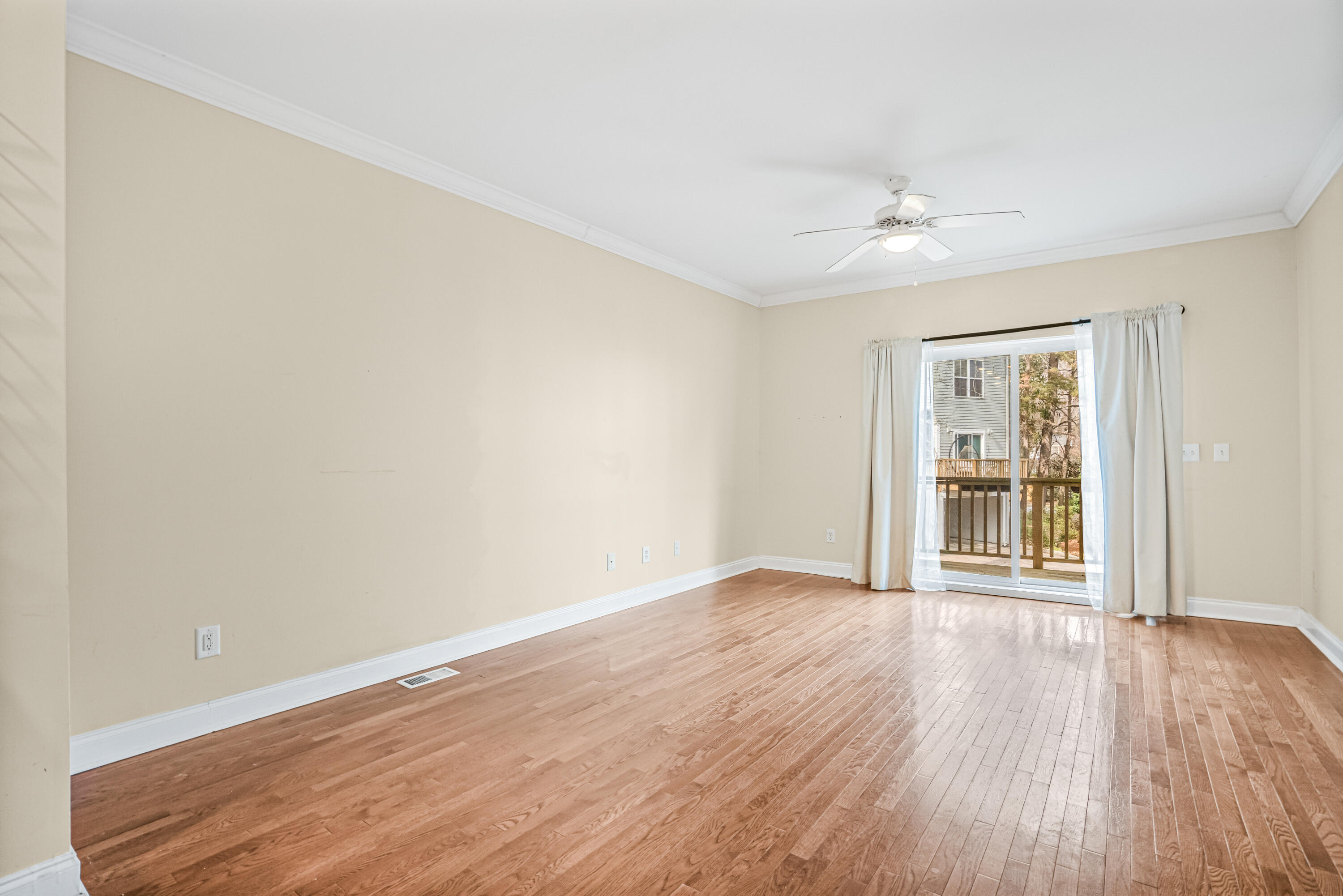 1829 Dogwood Road, Unit 504 Charleston, SC 29414 - Photo 3 of 30 DSC04420