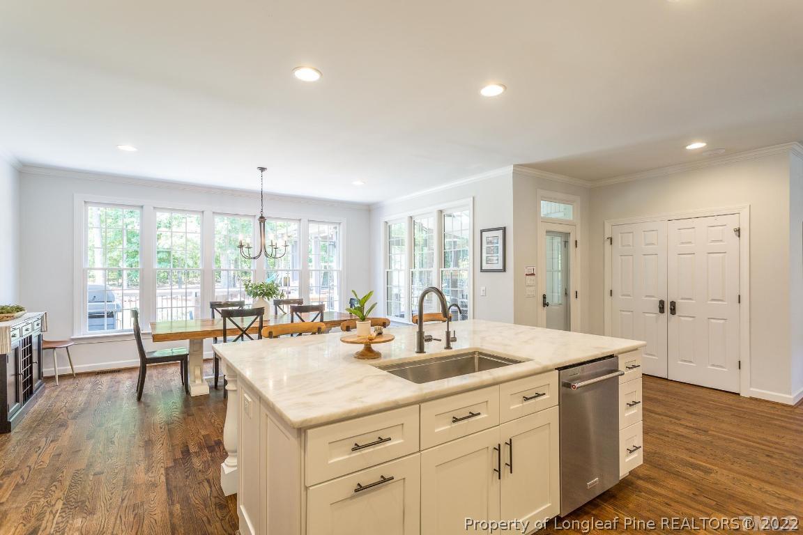5701 Thistleton Lane Raleigh, NC 27606 - Photo 5 of 43 Gallery Image 5