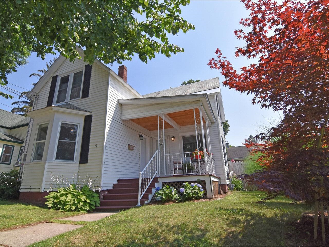 19 Spruce Street Burlington, VT 05401 - Photo 3 of 41