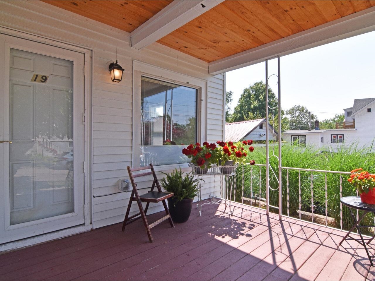 19 Spruce Street Burlington, VT 05401 - Photo 9 of 41