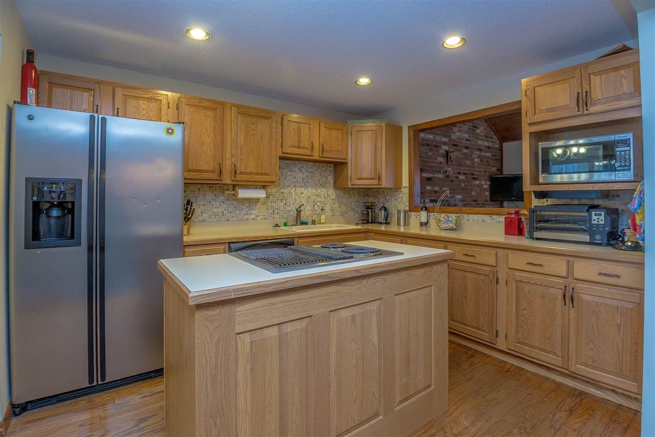 121 Stonehurst Manor Road, Unit 1A Conway, NH 03860 - Photo 2 of 33 Gallery Image 2