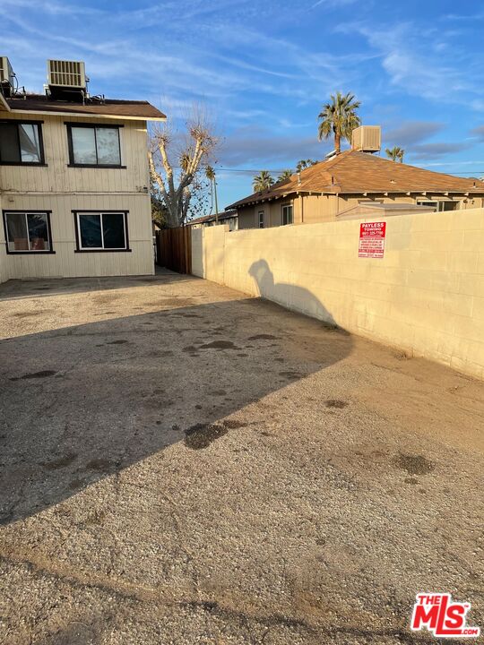 1817 Blanche Street, Unit C Bakersfield, CA 93304 - Photo 14 of 15