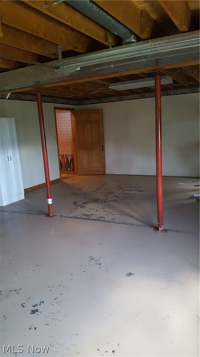 53261 Farmington Road Bridgeport, OH 43912 - Photo 18 of 23 Gallery Image 18