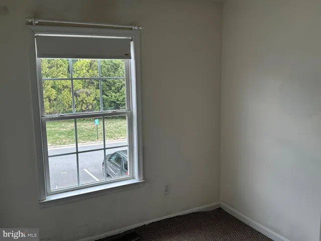 a view of empty room with window