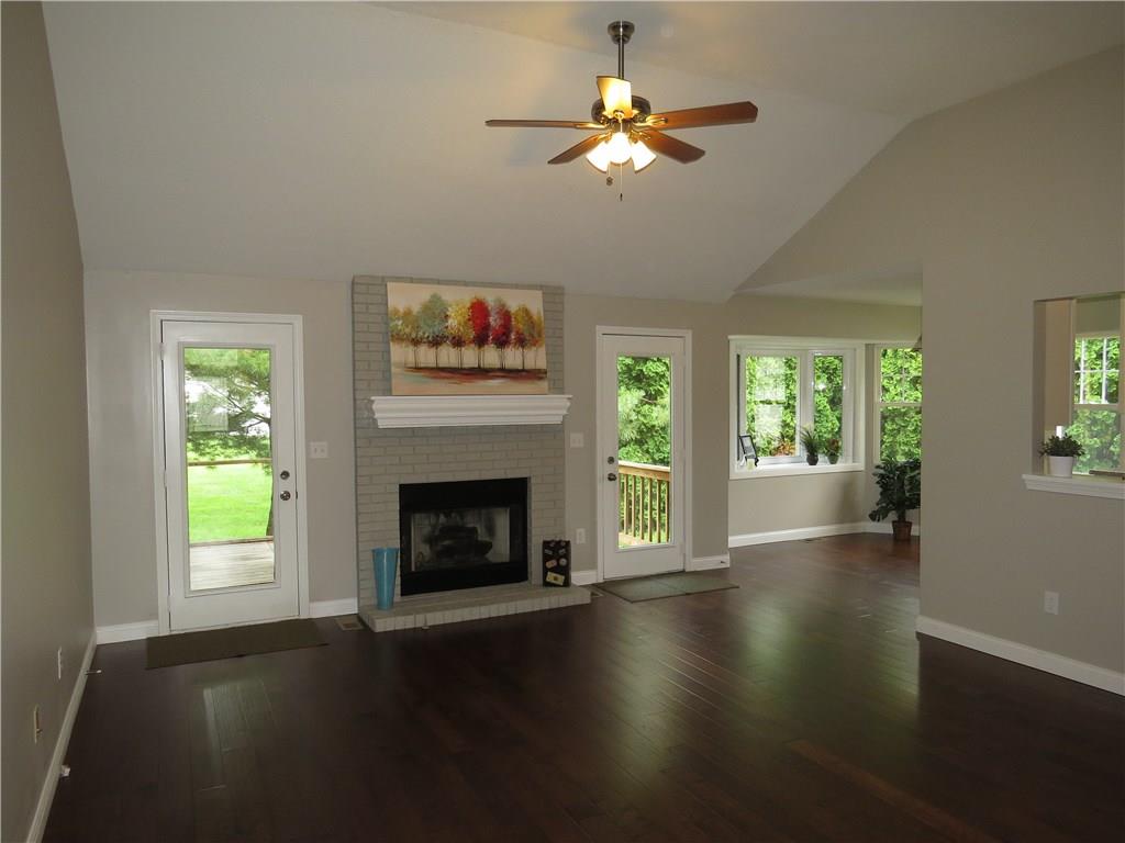 2958 Prairie Stream Way Columbus, IN 47203 - Photo 2 of 23 Gallery Image 2