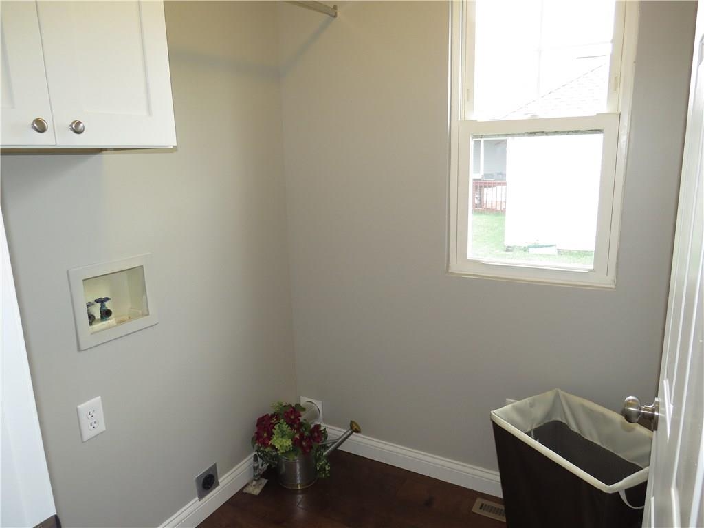 2958 Prairie Stream Way Columbus, IN 47203 - Photo 18 of 23 Gallery Image 18