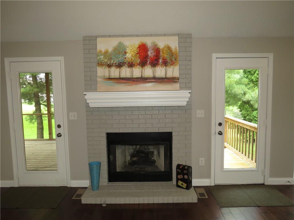 2958 Prairie Stream Way Columbus, IN 47203 - Photo 3 of 23 Gallery Image 3