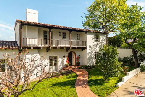 $3,695,000 | 3706 Effingham Place, Los Angeles, CA 90027