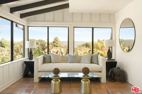 $3,695,000 | 3706 Effingham Place, Los Angeles, CA 90027