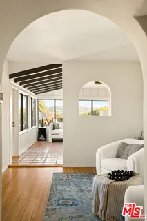 $3,695,000 | 3706 Effingham Place, Los Angeles, CA 90027