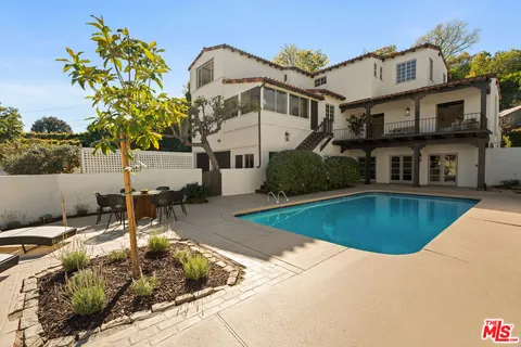 $3,695,000 | 3706 Effingham Place, Los Angeles, CA 90027