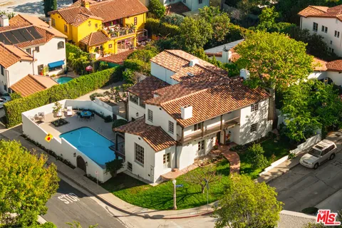 $3,695,000 | 3706 Effingham Place, Los Angeles, CA 90027