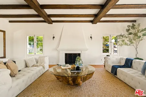 $3,695,000 | 3706 Effingham Place, Los Angeles, CA 90027