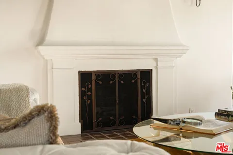 $3,695,000 | 3706 Effingham Place, Los Angeles, CA 90027