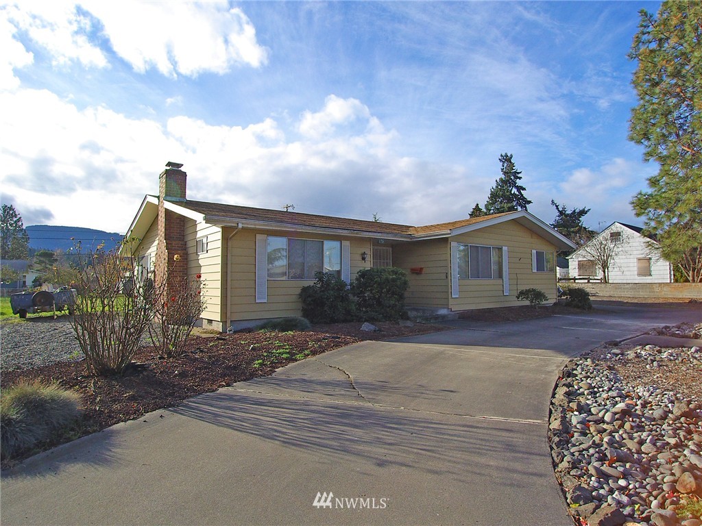 175 West Prairie Street Sequim, WA 98382 - Photo 1 of 25 Gallery Image 1