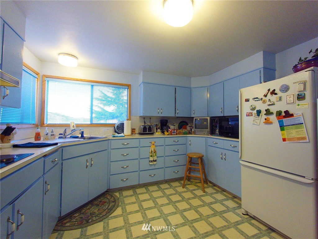 175 West Prairie Street Sequim, WA 98382 - Photo 7 of 25 Gallery Image 7