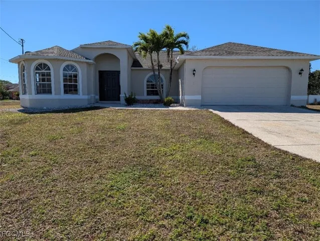 $2,000 | 1034 Southeast 5th Place, Cape Coral, FL 33990