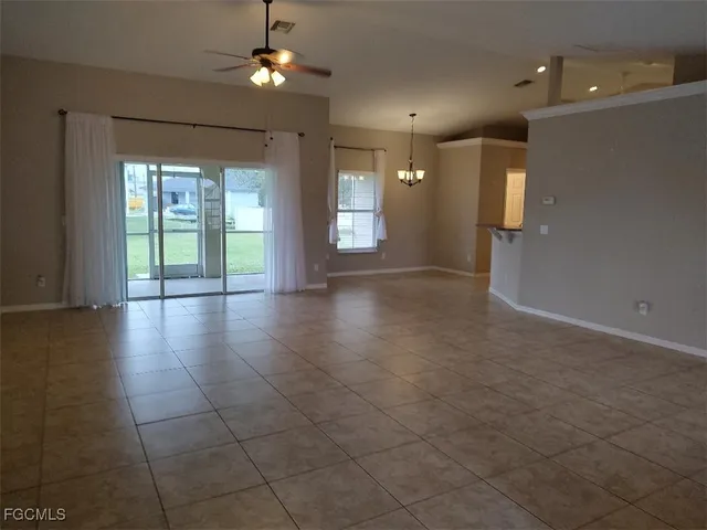 $2,000 | 1034 Southeast 5th Place, Cape Coral, FL 33990