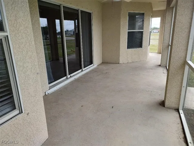 $2,000 | 1034 Southeast 5th Place, Cape Coral, FL 33990