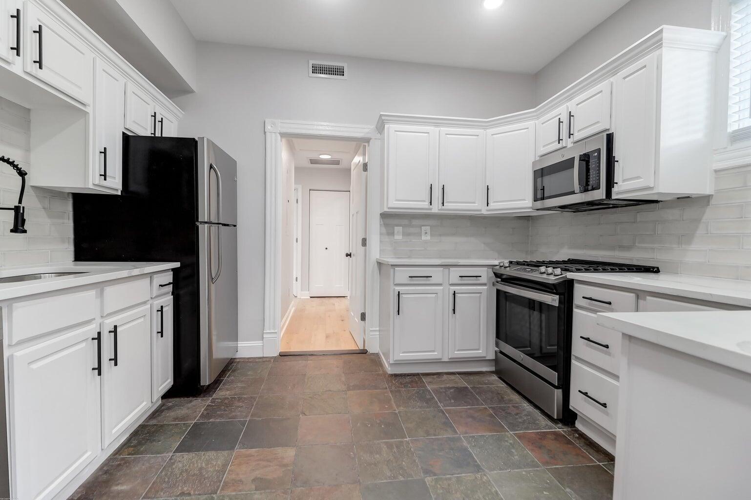 167 Fishburne Street Charleston, SC 29403 - Photo 33 of 47 33