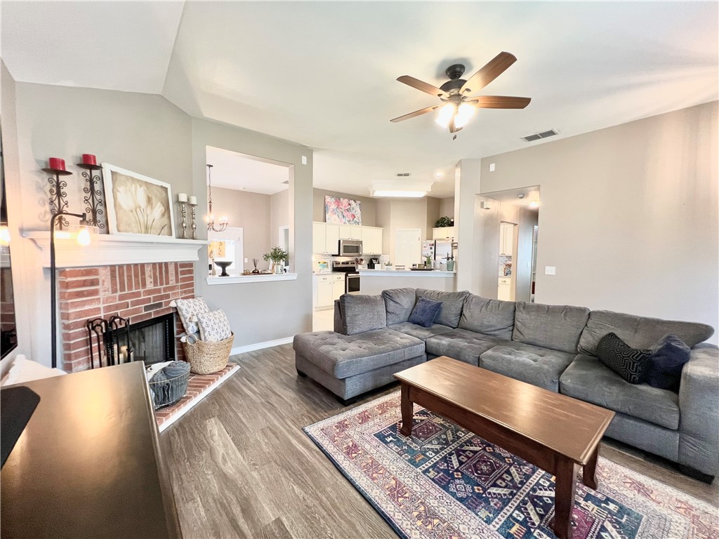 1111 Cupertino Street Portland, TX 78374 - Photo 3 of 33