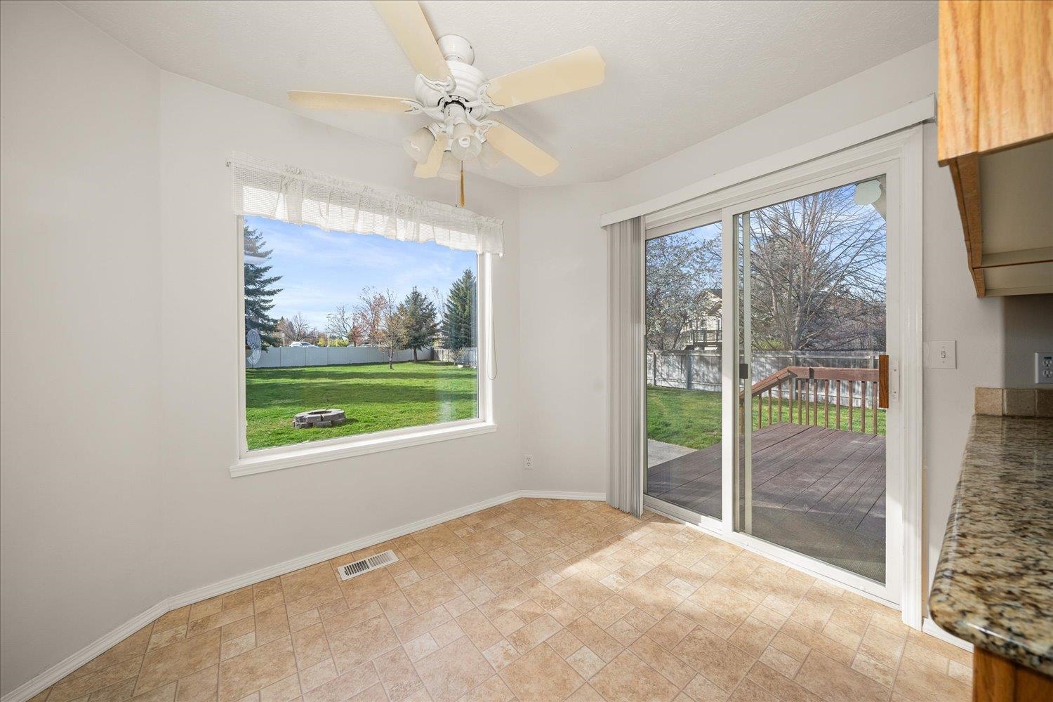 3310 South Vercler Road Spokane Valley, WA 99206 - Photo 8 of 47 Gallery Image 8