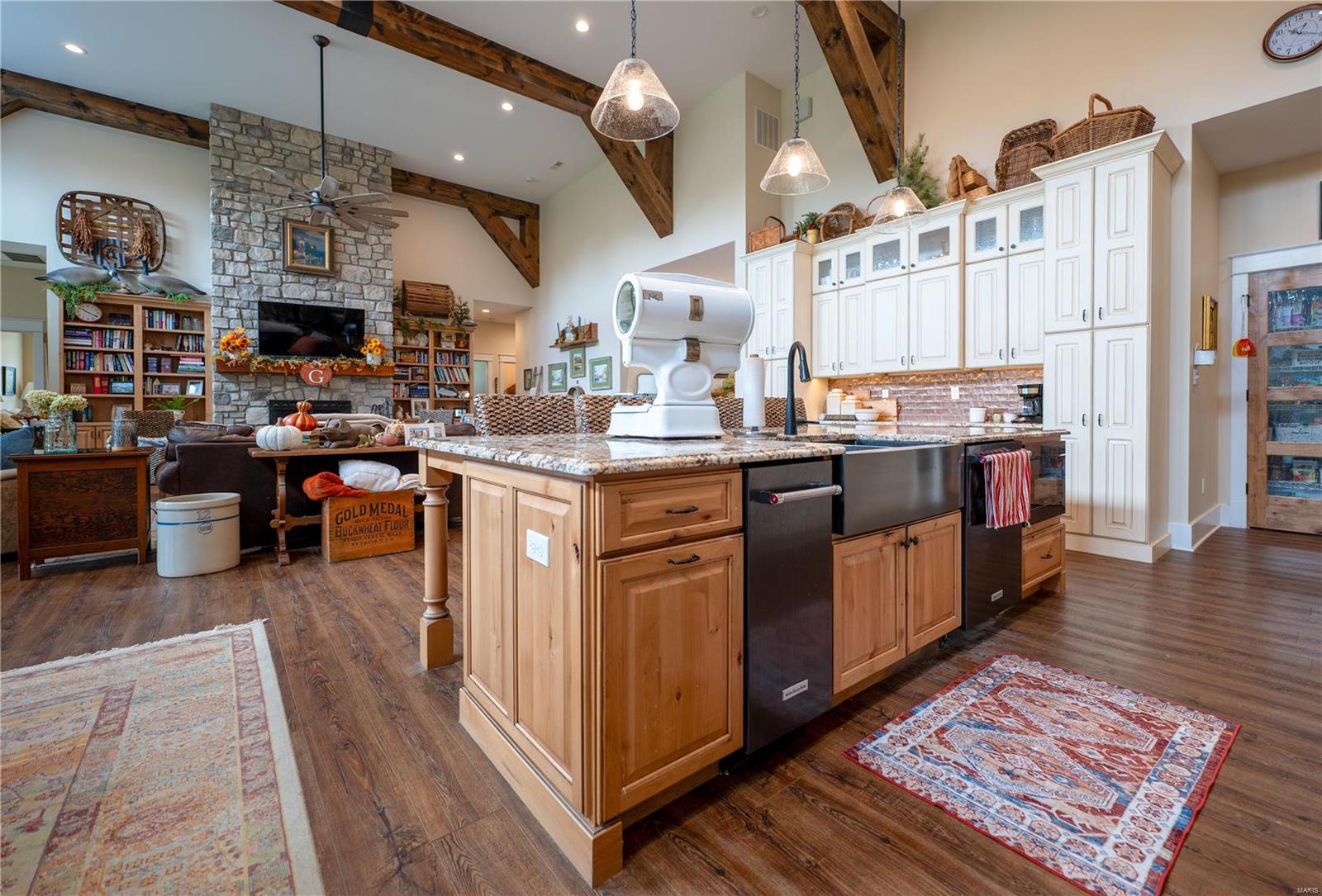 5235 Hackmann Road Augusta, MO 63332 - Photo 13 of 68