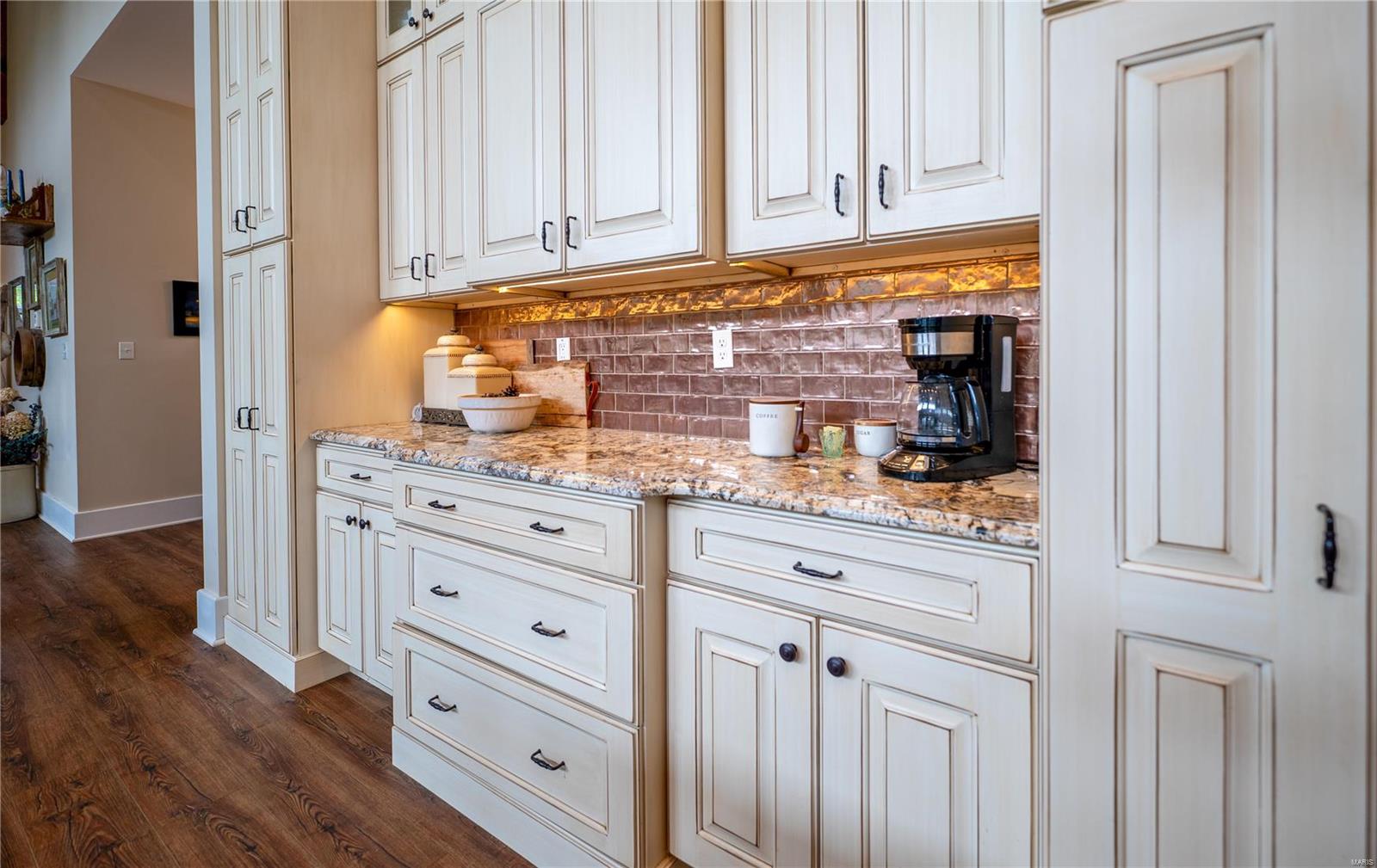 5235 Hackmann Road Augusta, MO 63332 - Photo 10 of 68