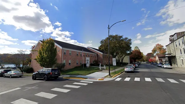 $1,032 | 101 West 2nd Street, Madison, IN 47250