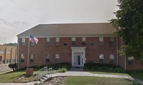 $1,032 | 101 West 2nd Street, Madison, IN 47250