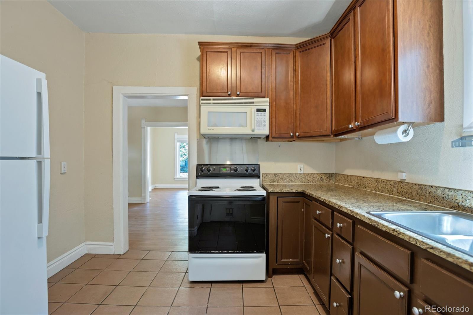 2707 North Downing Street Denver, CO 80205 - Photo 11 of 30