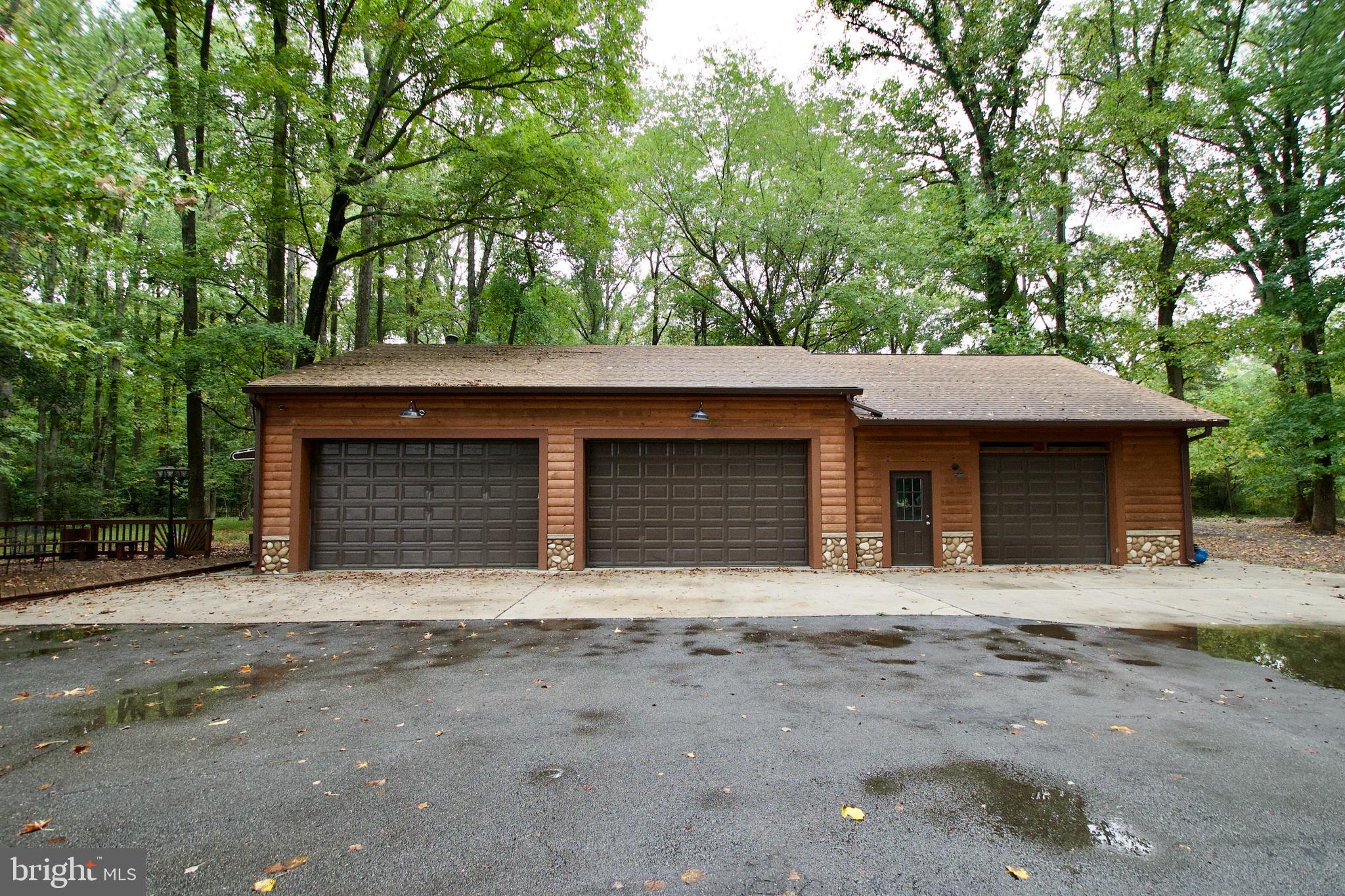 15301 Poplar Hill Road Accokeek, MD 20607 - Photo 54 of 88 Garages
