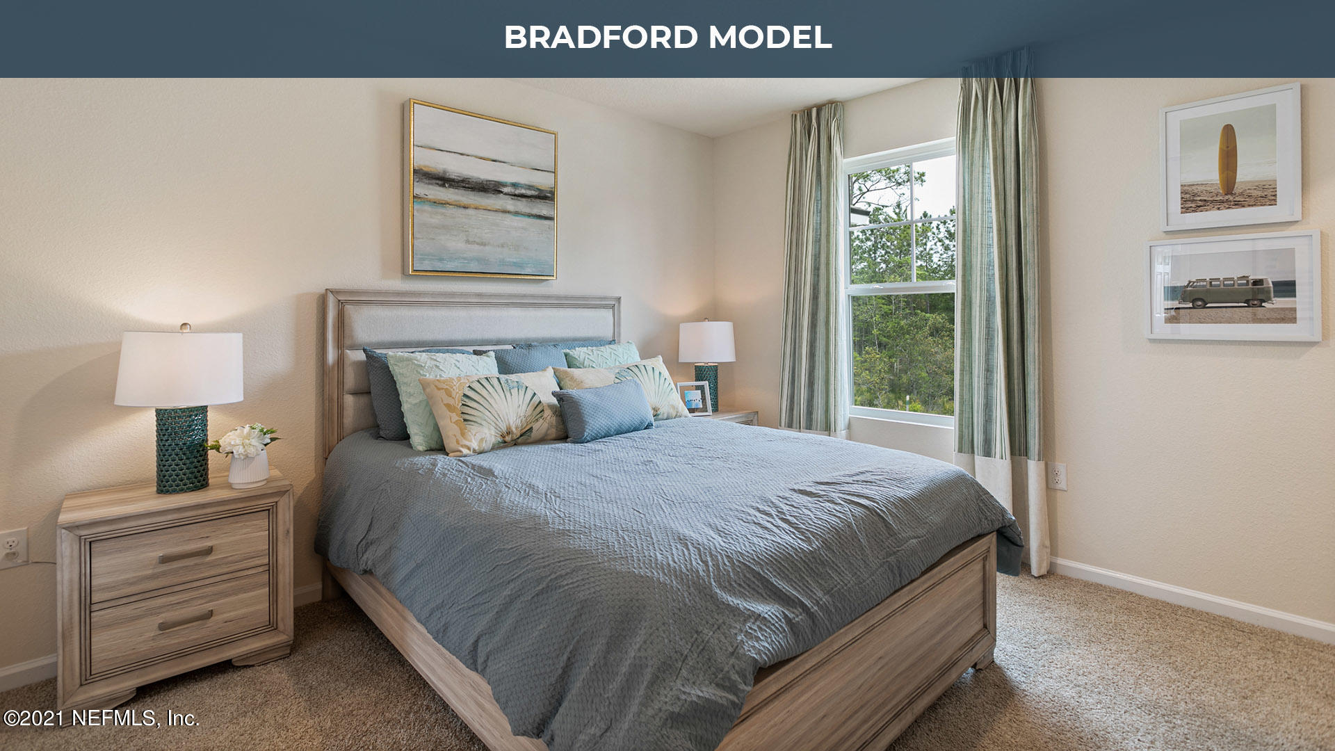 86682 Mainline Road Webster, FL 33597 - Photo 11 of 23 a bedroom with a bed and a window