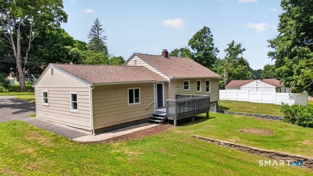 152 Summit Road Prospect, CT 06712 - Photo 5 of 39