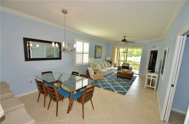 a view of a livingroom and dining room