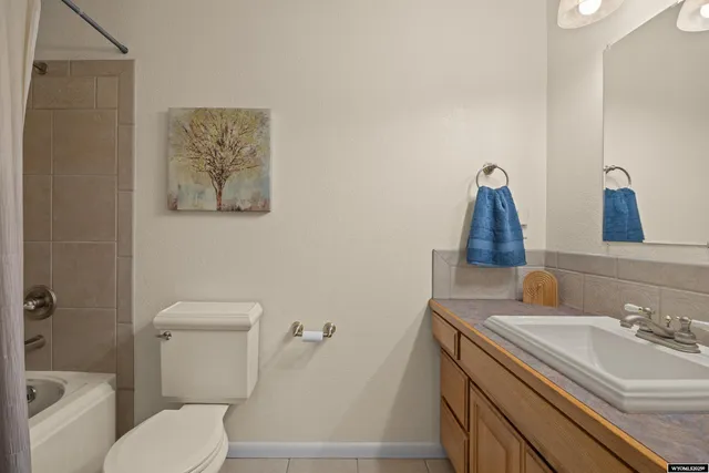 $585,000 | 950 Waterford, Casper, WY 82609