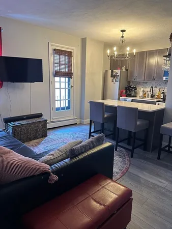 $3,150 | 160 Salem Street, Unit 5, Boston, MA 02113