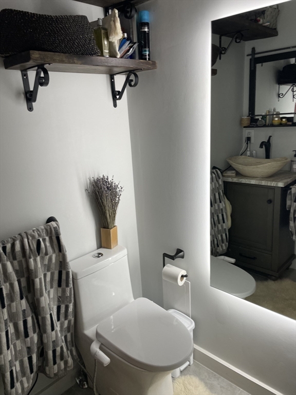 160 Salem Street, Unit 5 Boston, MA 02113 - Photo 5 of 12