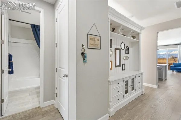 walk in closet with window