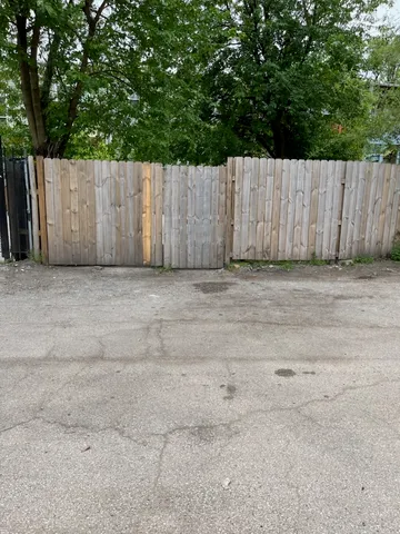 $275,000 | 4838 West Fulton Street, Chicago, IL 60644